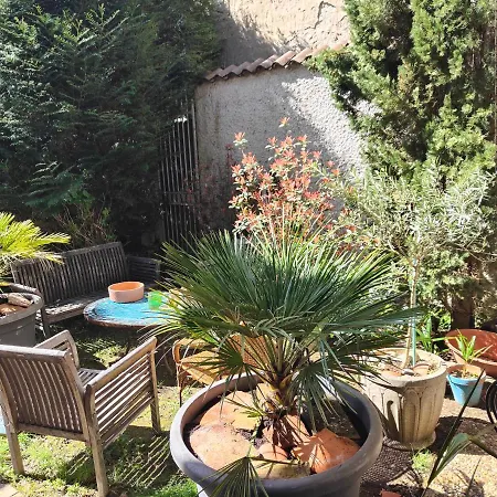 Le Chat Botte Et Table D'hote Sur Reservation