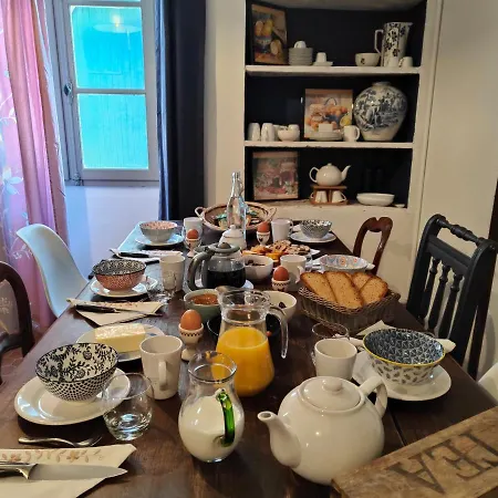 Le Chat Botte Et Table D'hote Sur Reservation Arthez-de-Bearn