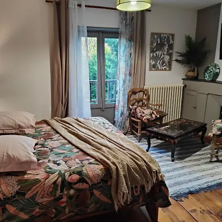 Bed & Breakfast Le Chat Botte Et Table D'hote Sur Reservation Arthez-de-Bearn